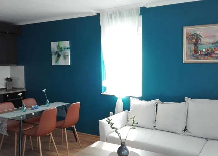 Apartament Azur Deluxe Cernomoreț